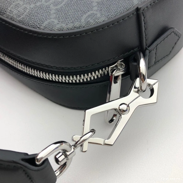 Firstbag ru Black GG shoulder GUCCI bag 0812
